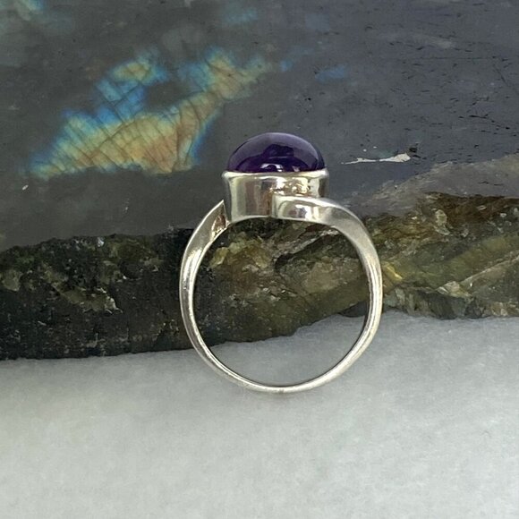 Sterling Silver 925 Oval Bezel Set Amethyst Cabochon Bypass Style Ring Sz 7.75 - Picture 5 of 16